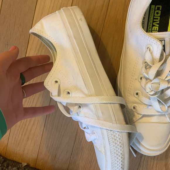 Low top converse - Picture 2 of 4